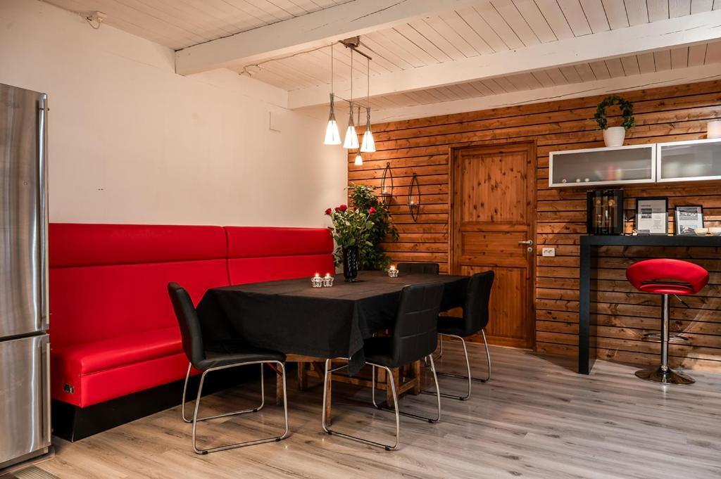 Unique Rustic Property In Skane Linderod Bagian luar foto